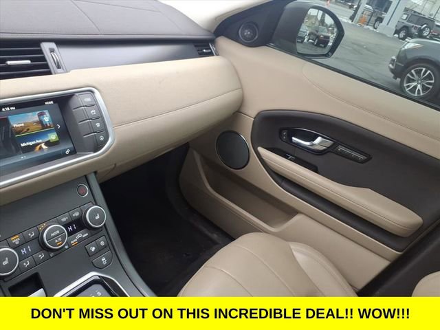 Used 2018 Land Rover Range Rover Evoque SE Premium image 23