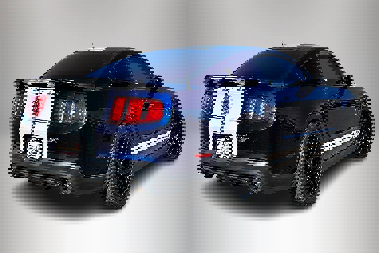 Used 2012 Ford Mustang Shelby GT500 w/ Electronics Pkg image 6