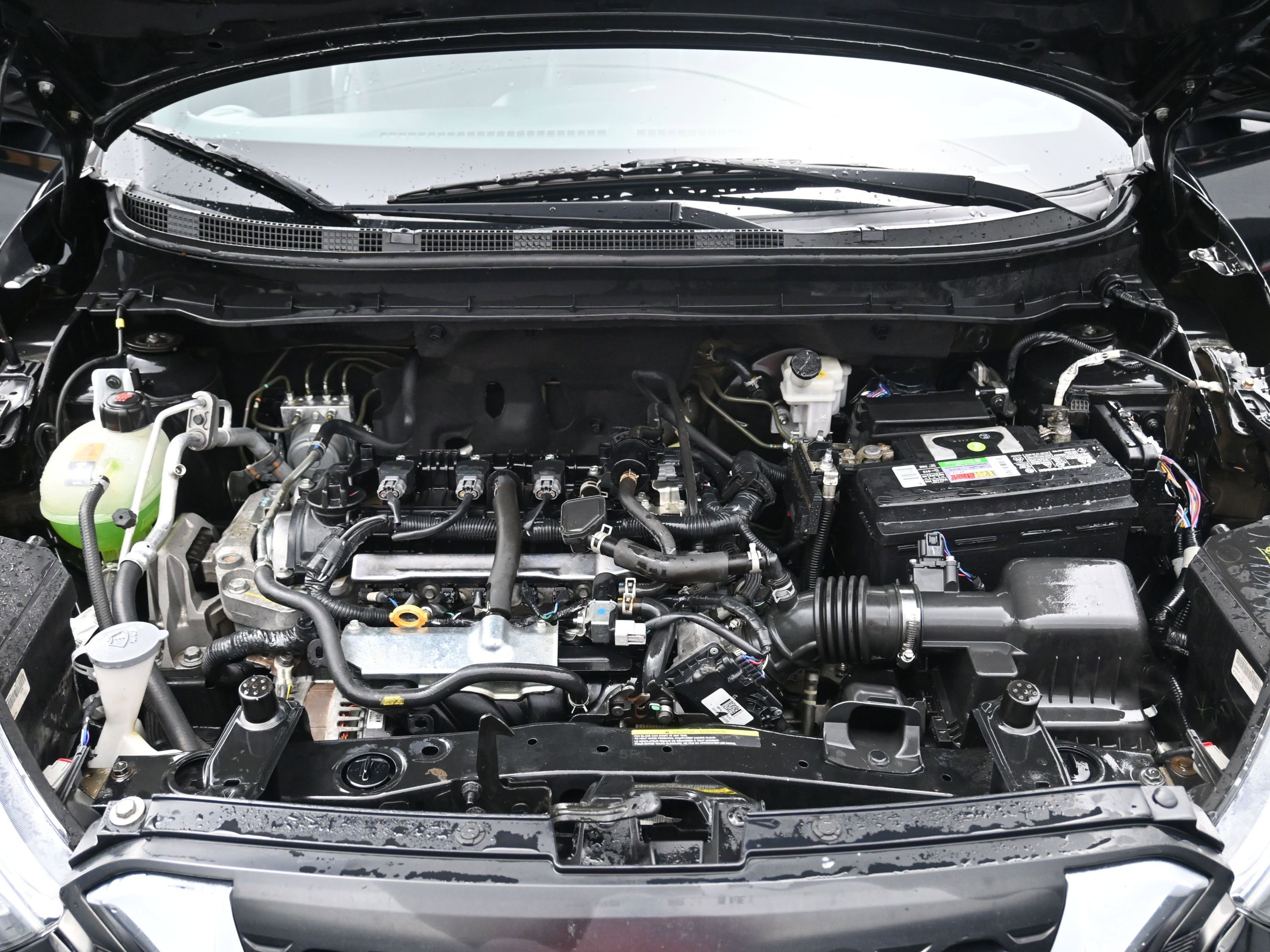Used 2020 Nissan Kicks SR w/ SR Premium Package image 22