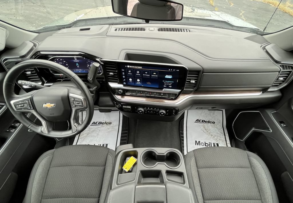 Certified 2026 Chevrolet Silverado 1500 LT AWD/4WD image 9