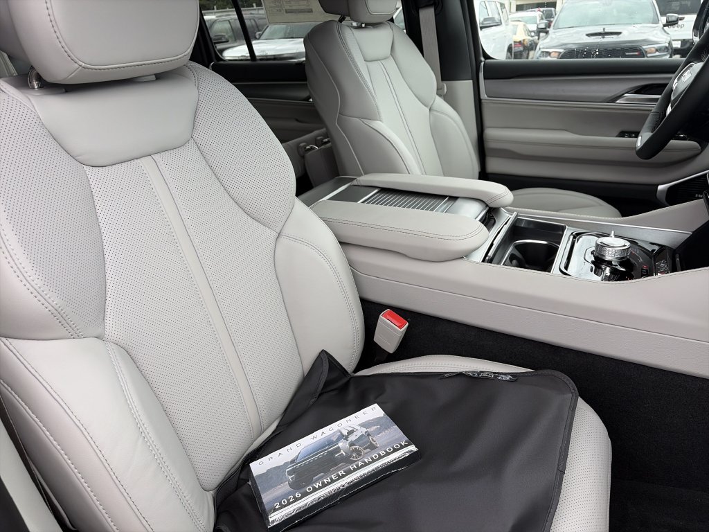 New 2026 Jeep Grand Wagoneer Limited AWD/4WD image 35