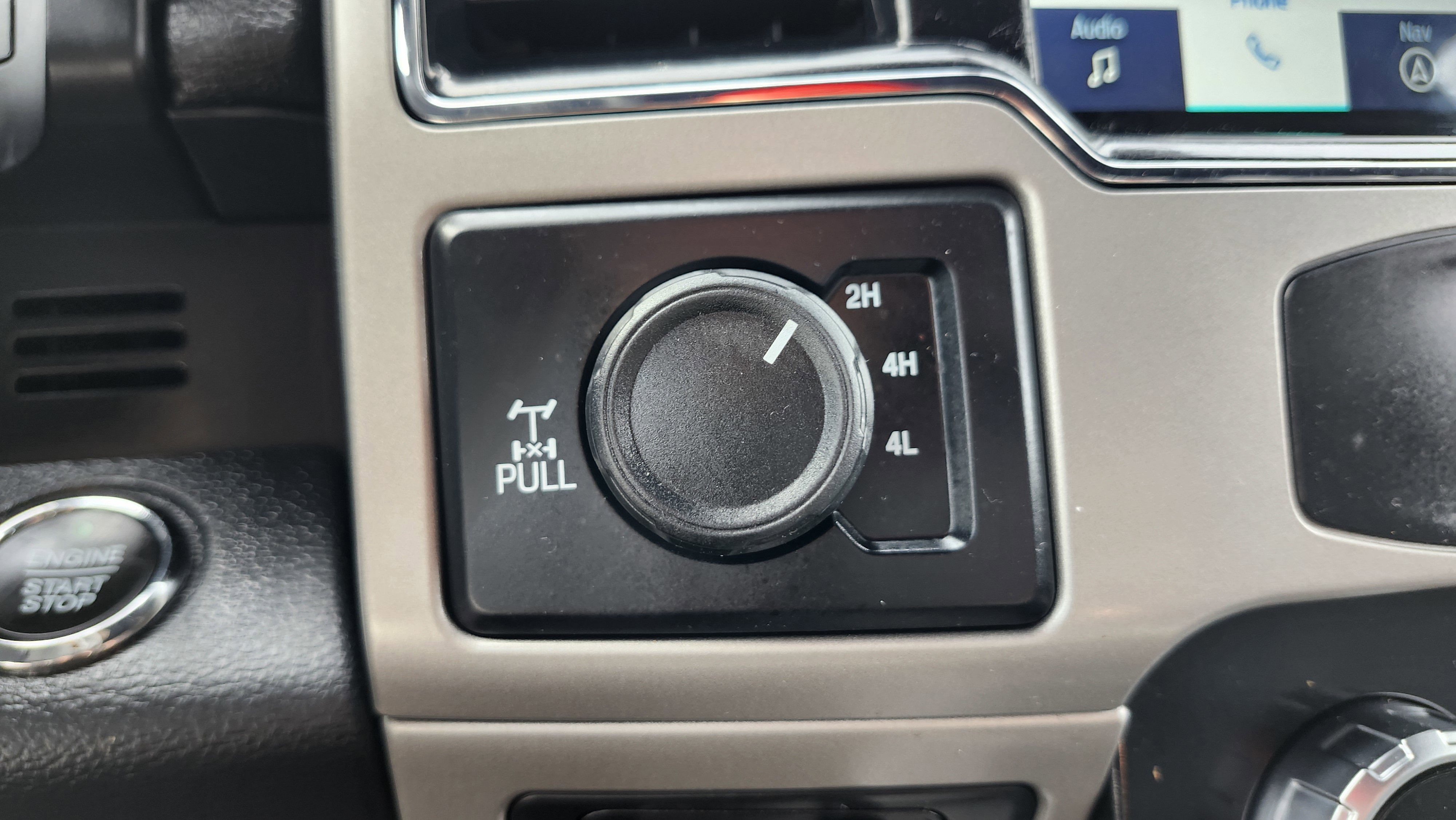 Used 2022 Ford F350 Lariat w/ Lariat Ultimate Package image 12