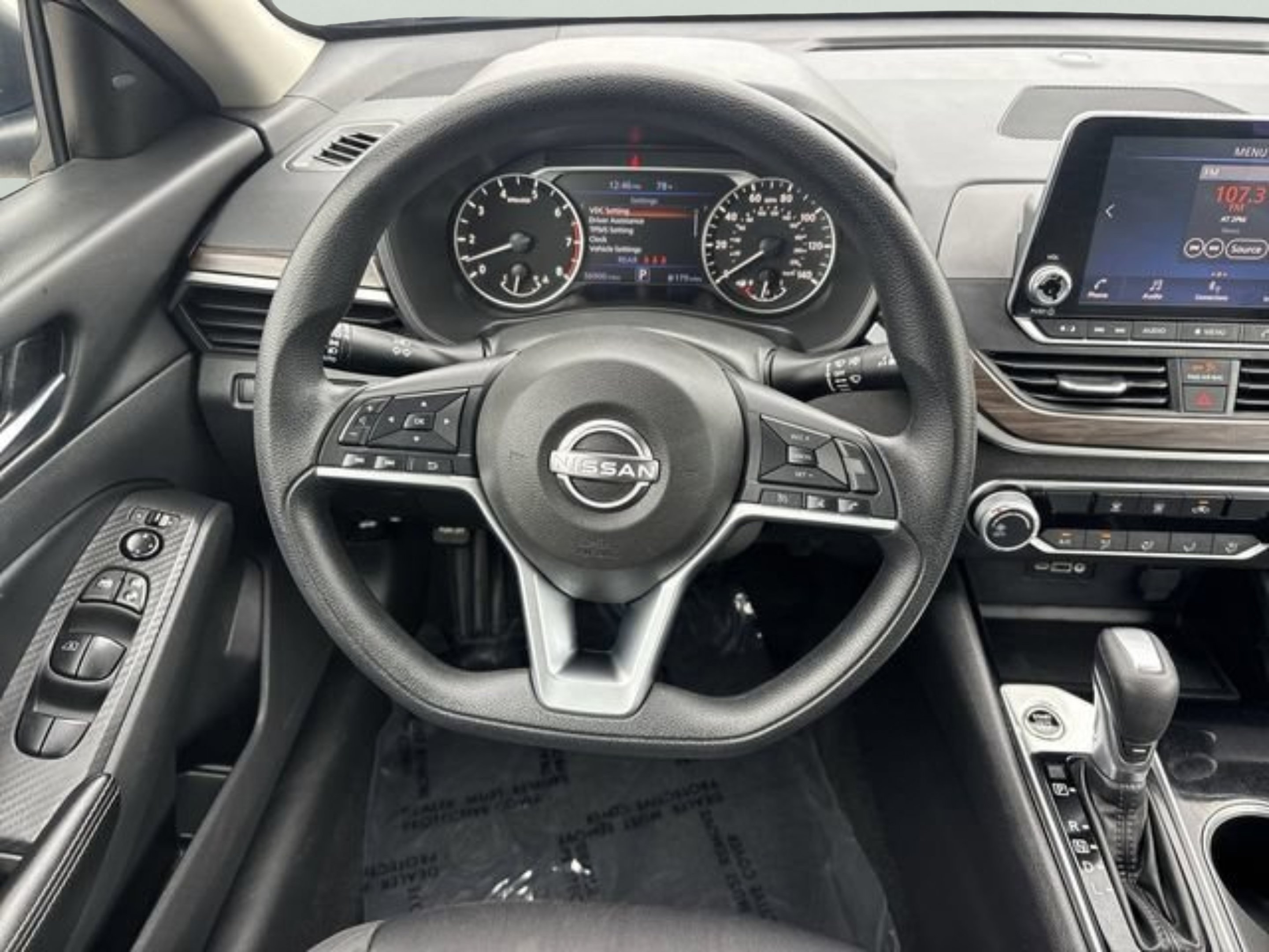 Used 2024 Nissan Altima 2.5 SV FWD image 10