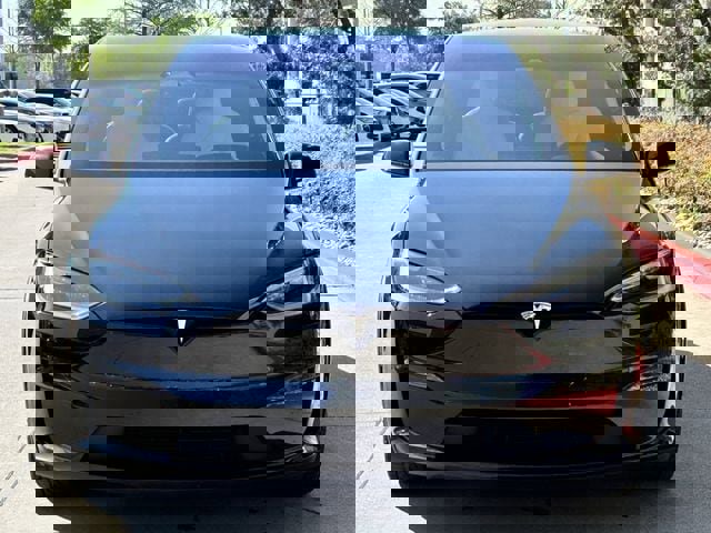 Used 2023 Tesla Model X Plaid image 8