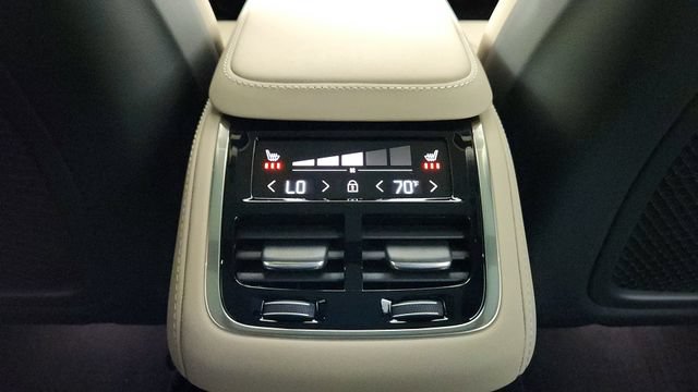 New 2026 Volvo XC90 T8 Plus w/ Protection Package AWD/4WD image 31