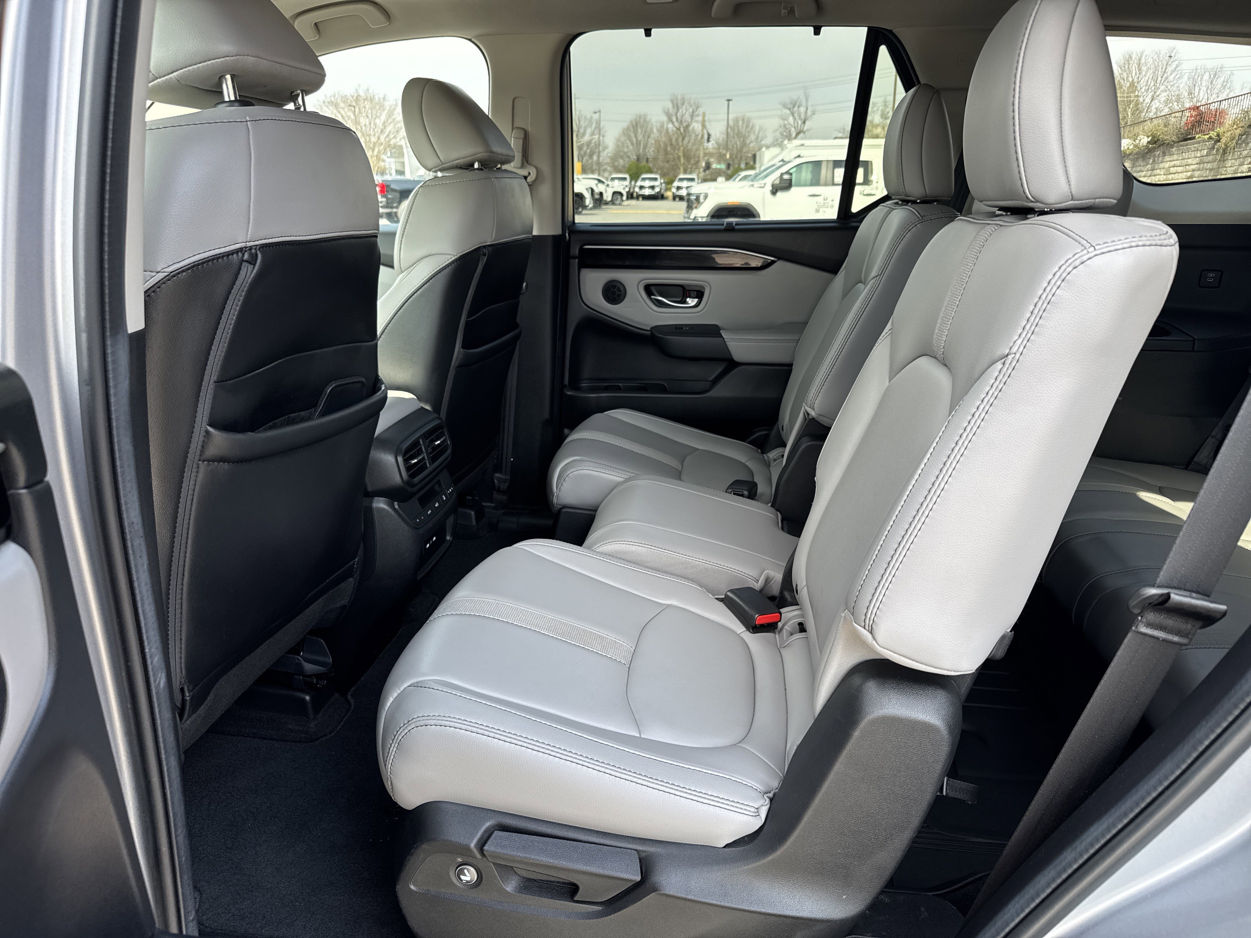 Used 2024 Honda Pilot Touring image 30