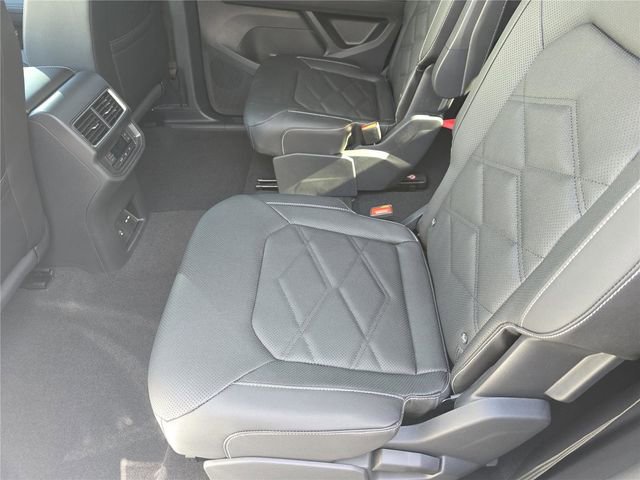 New 2026 Volkswagen Atlas SE FWD image 13