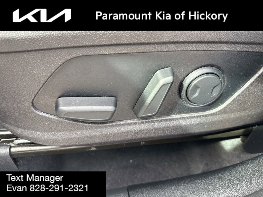 Used 2022 Kia Sorento EX image 22