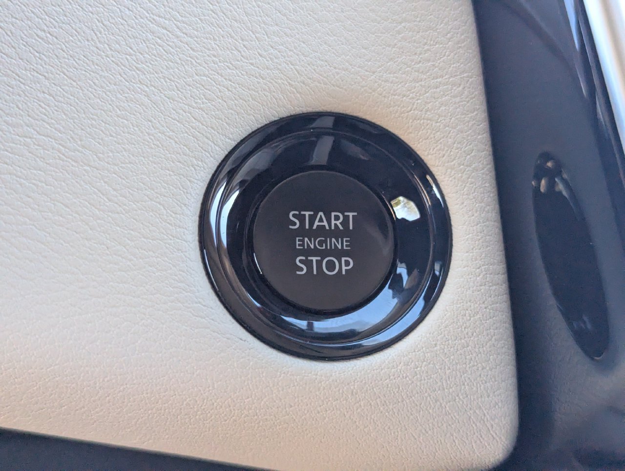 New 2027 Nissan Armada Platinum AWD/4WD image 23