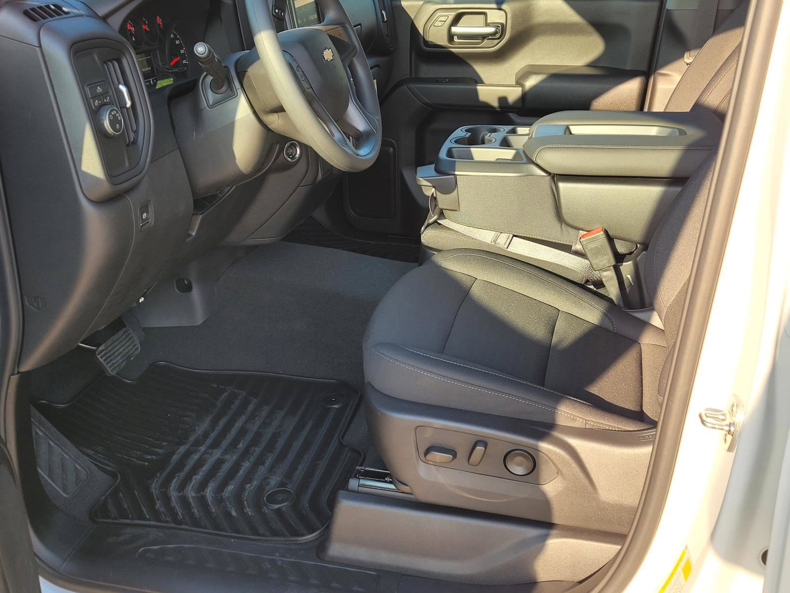 New 2026 Chevrolet Silverado 1500 Custom w/ Turbomax Blackout Package RWD image 14