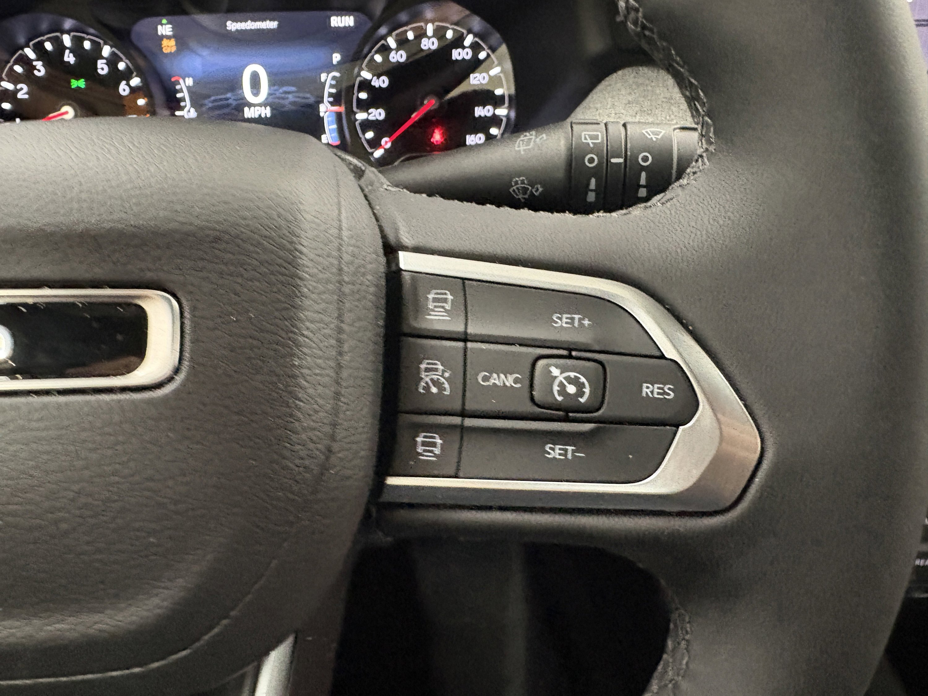 Used 2024 Jeep Compass Latitude image 35