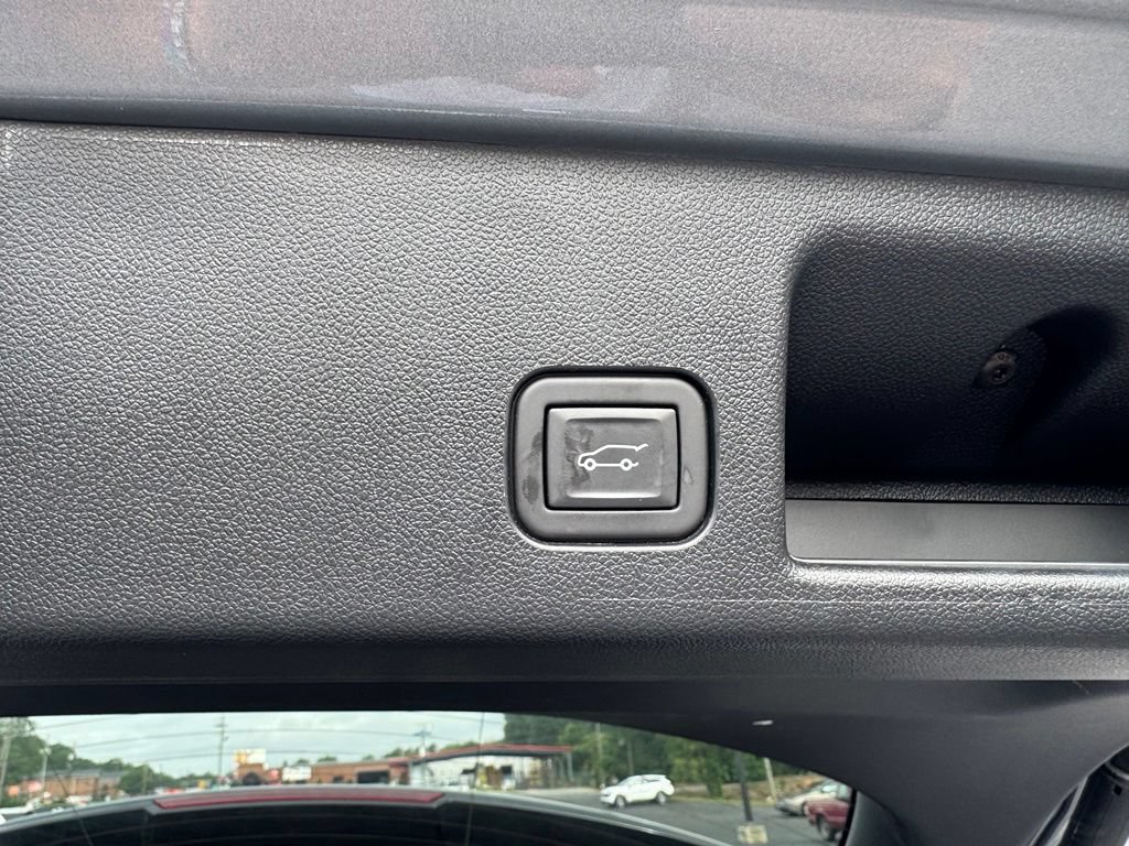 Used 2024 Chevrolet Equinox EV RS AWD/4WD image 10