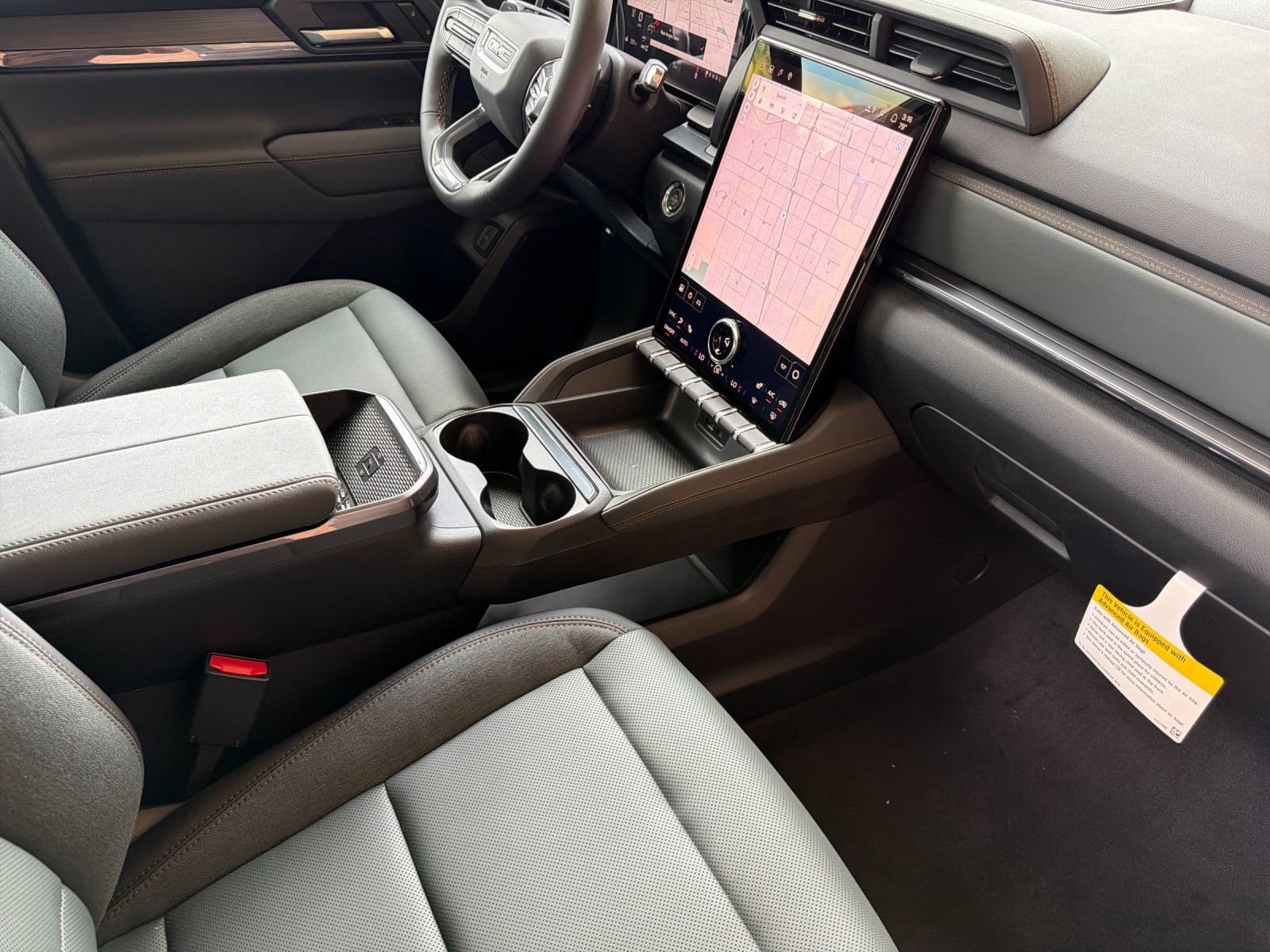 New 2026 GMC Terrain AT4 w/ Technology Package II AWD/4WD image 16