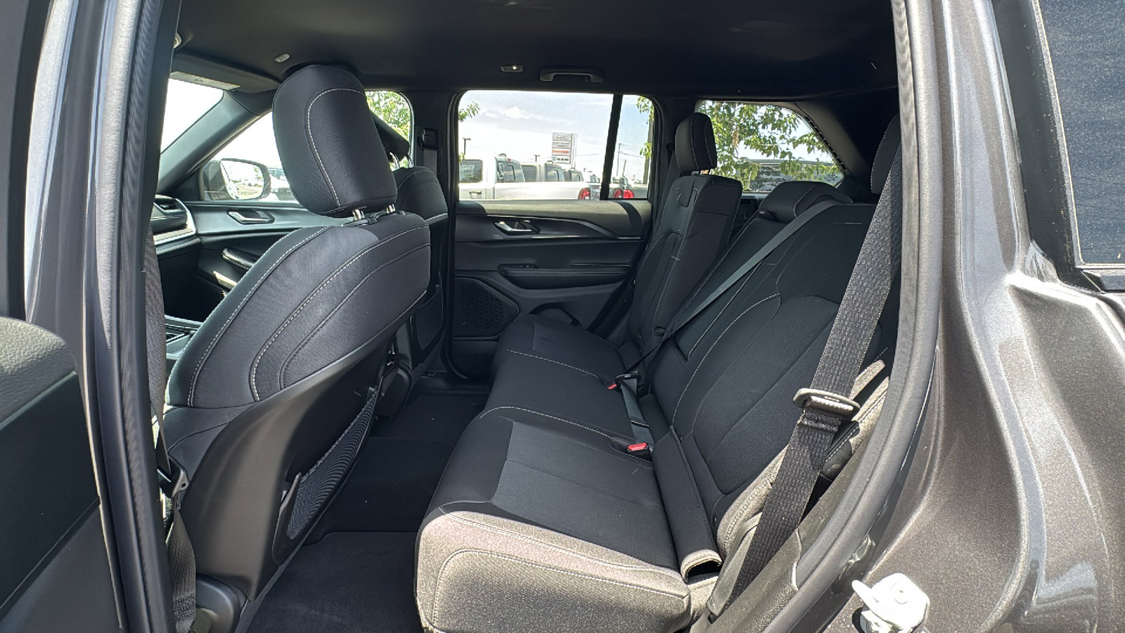 New 2026 Jeep Grand Cherokee Laredo RWD image 14