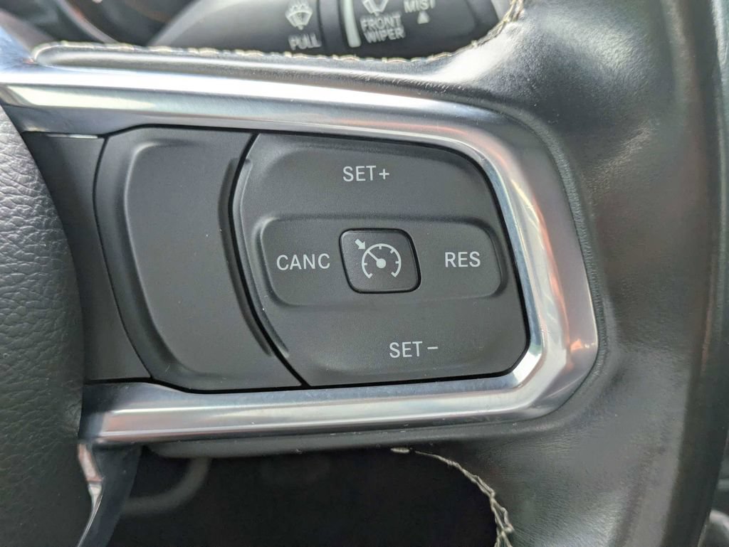 Used 2020 Jeep Wrangler Unlimited Sahara AWD/4WD image 25