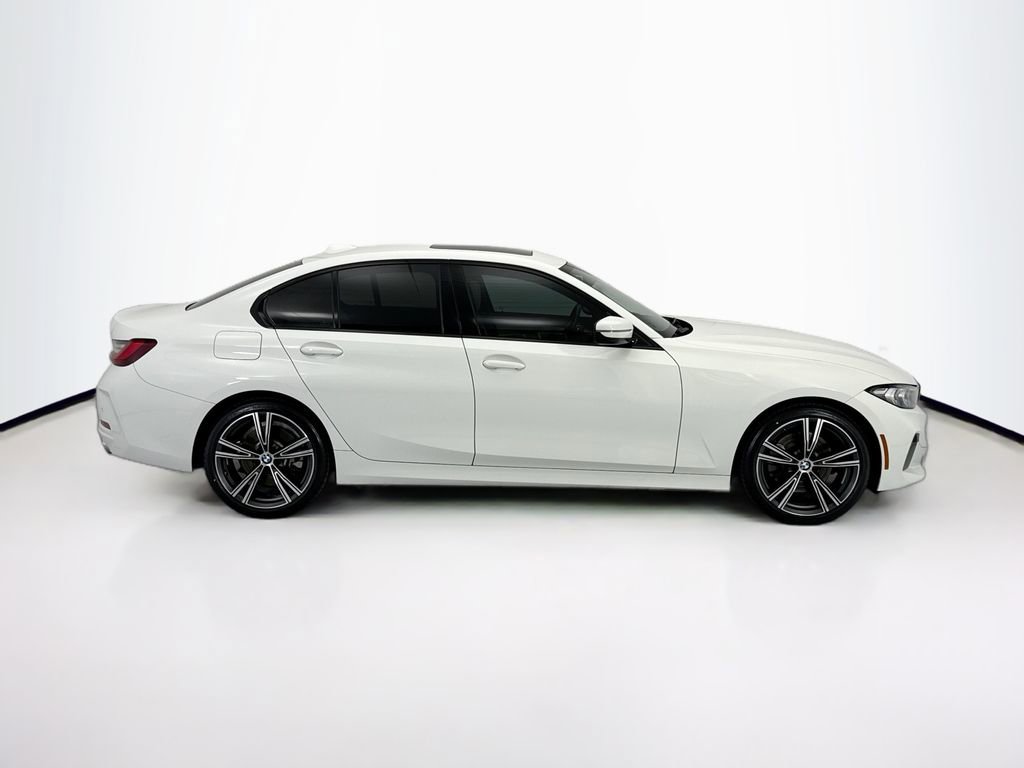 Certified 2023 BMW 330i Sedan w/ Premium Package RWD image 4