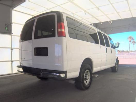 Used 2017 Chevrolet Express 3500 LT w/ LT Preferred Equipment Group RWD image 5