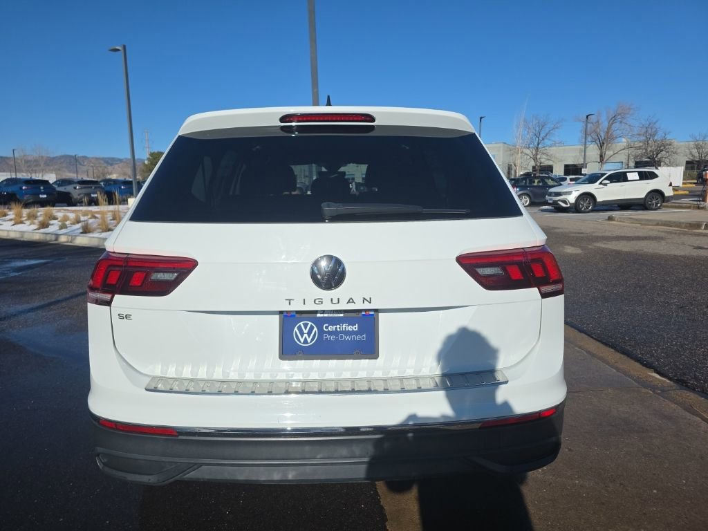 Certified 2022 Volkswagen Tiguan SE w/ Panoramic Sunroof Package image 5