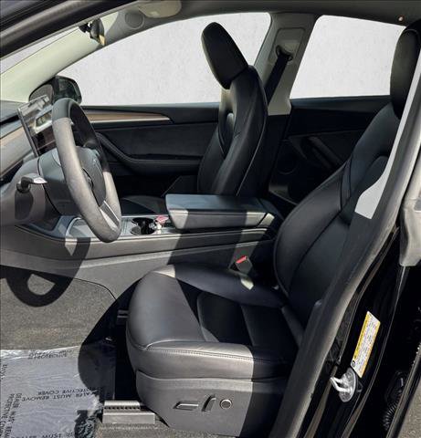 Used 2023 Tesla Model Y Long Range image 11