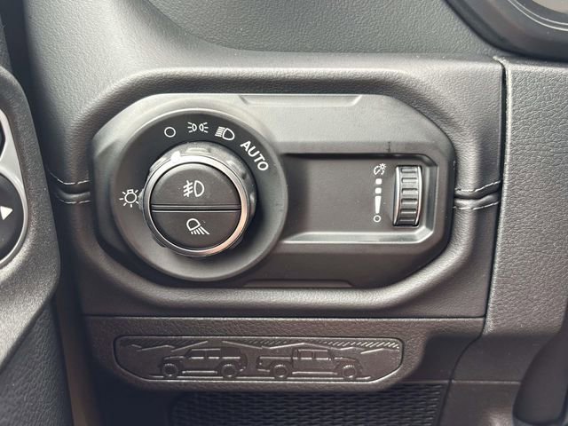 New 2026 Jeep Gladiator Sport AWD/4WD image 16