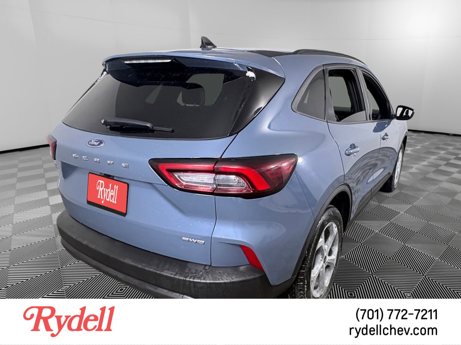 Used 2025 Ford Escape ST-Line Select AWD/4WD image 5