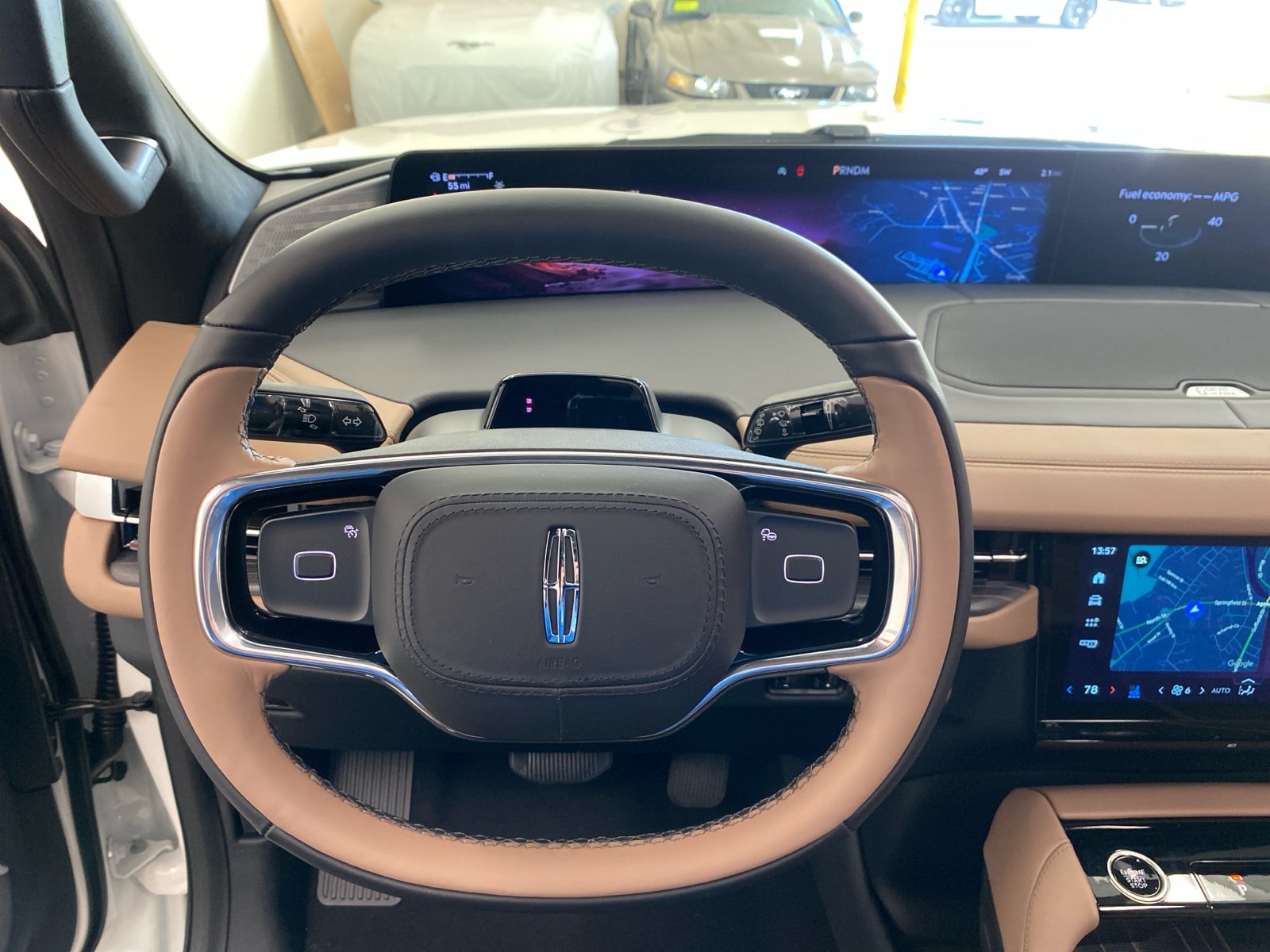 New 2025 Lincoln Navigator Black Label AWD/4WD image 23