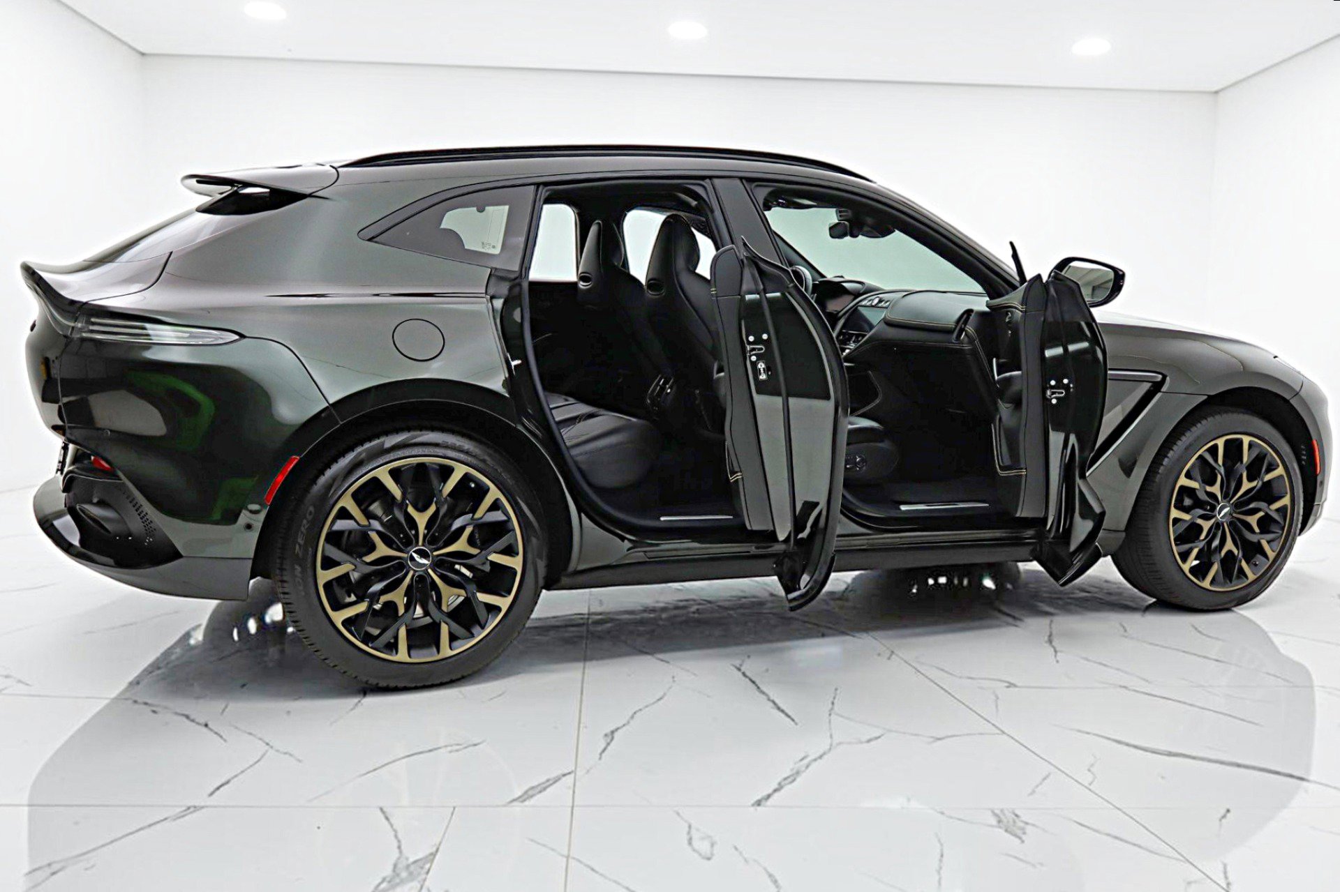 Used 2021 Aston Martin DBX AWD/4WD image 16