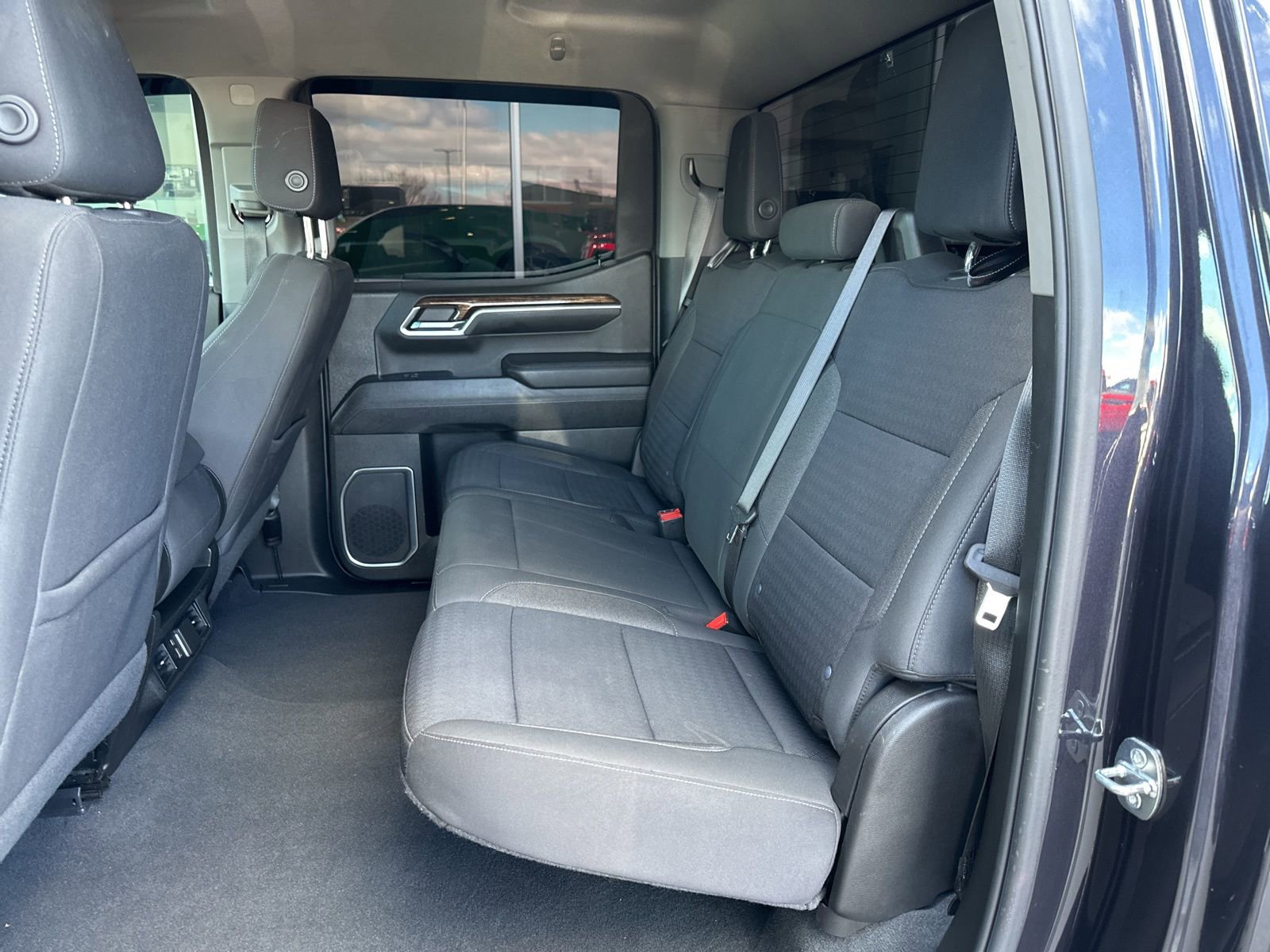 Used 2022 GMC Sierra 1500 SLE image 13