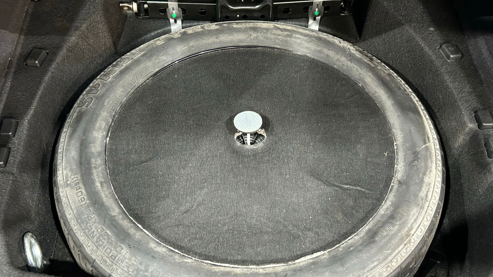 Used 2016 Land Rover Range Rover Sport HSE AWD/4WD image 29