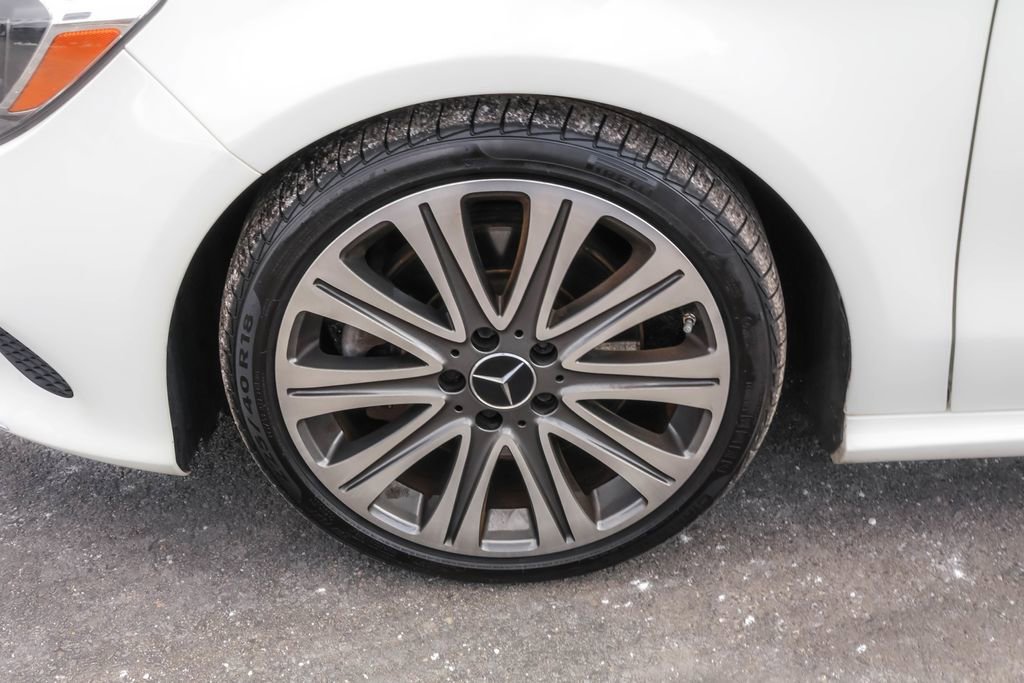 Used 2018 Mercedes-Benz CLA 250 4MATIC image 13
