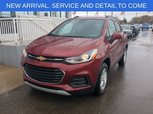 Used 2022 Chevrolet Trax LT w/ LT Convenience Package image 1