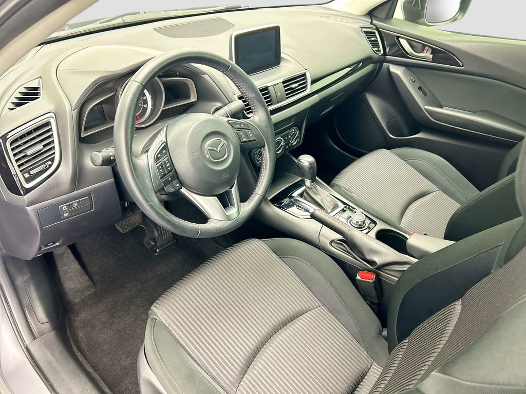 Used 2016 MAZDA MAZDA3 i Touring image 9