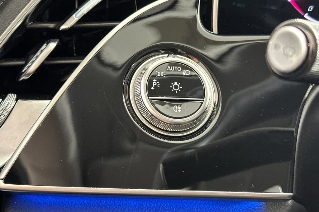 Certified 2025 Mercedes-Benz E 350 4MATIC Sedan image 33