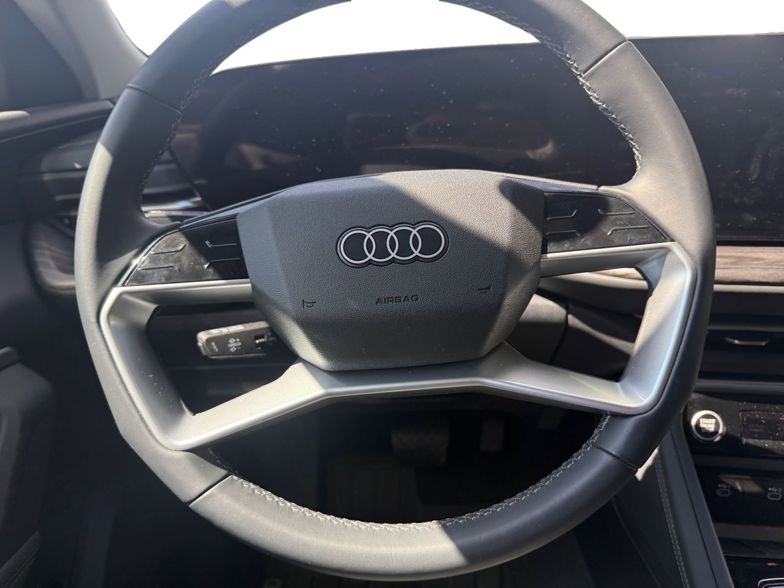 Used 2025 Audi Q5 Premium Plus w/ Premium Plus AWD/4WD image 14