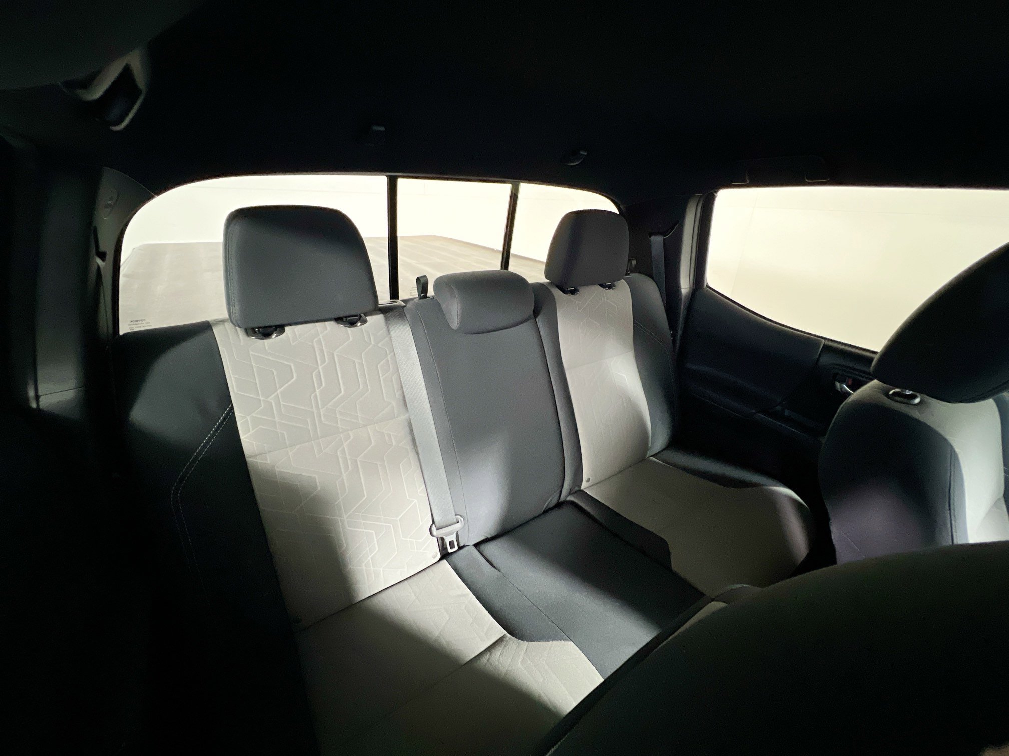 Used 2021 Toyota Tacoma TRD Off-Road image 33