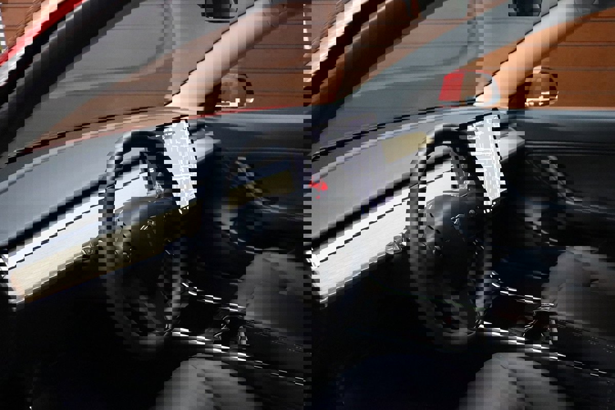 Used 2020 Tesla Model 3 Long Range image 21