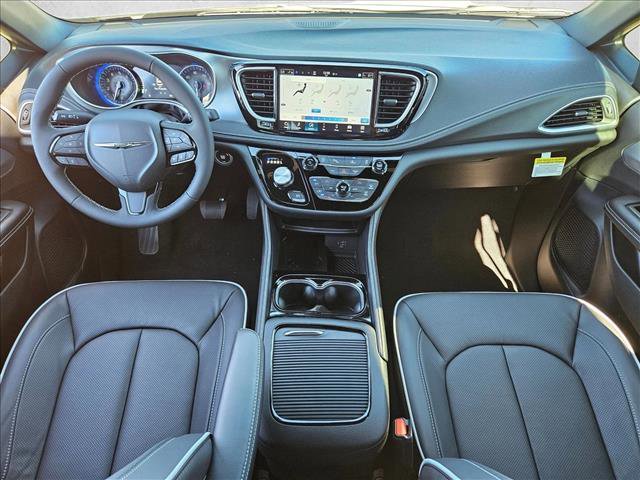 New 2026 Chrysler Pacifica Limited w/ S Appearance Package image 13