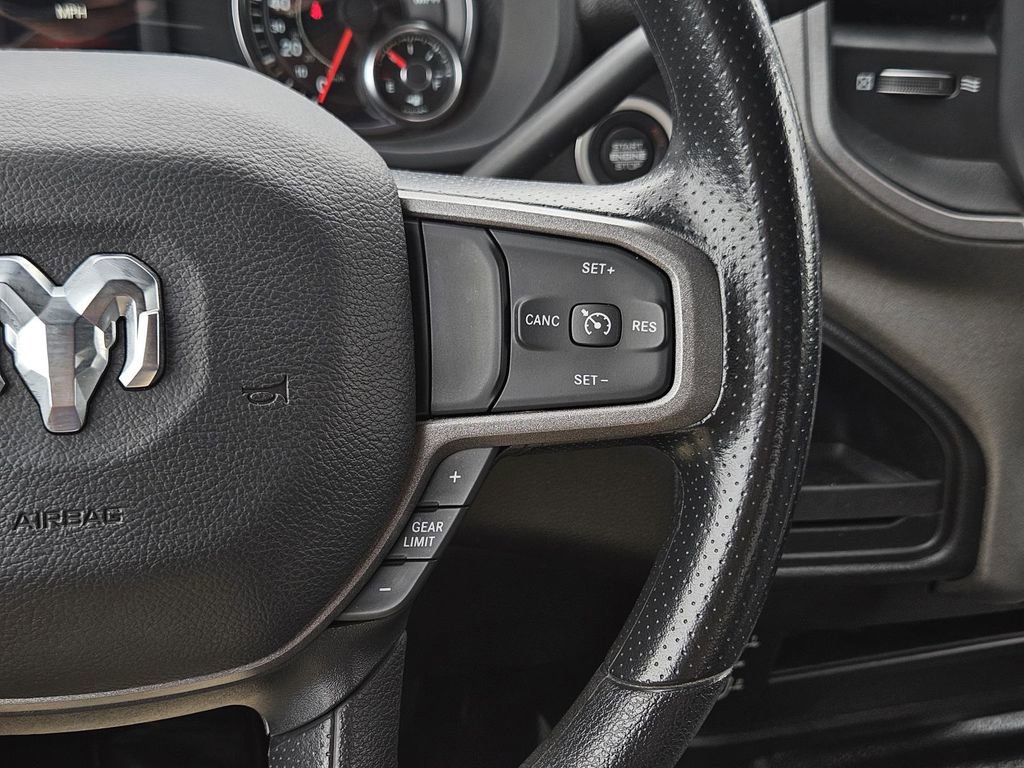 Used 2024 RAM 3500 Tradesman w/ Chrome Appearance Group image 16