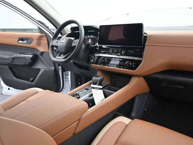 New 2026 Nissan Pathfinder Platinum image 39