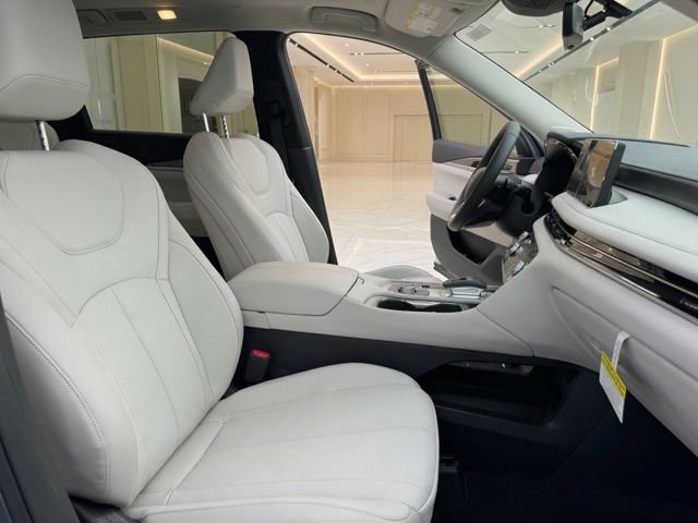 New 2027 INFINITI QX60 Luxe w/ Cargo Package AWD/4WD image 3