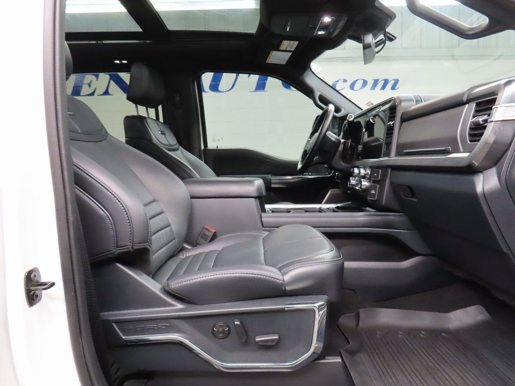 Used 2025 Ford F450 Platinum w/ FX4 Off-Road Package AWD/4WD image 29