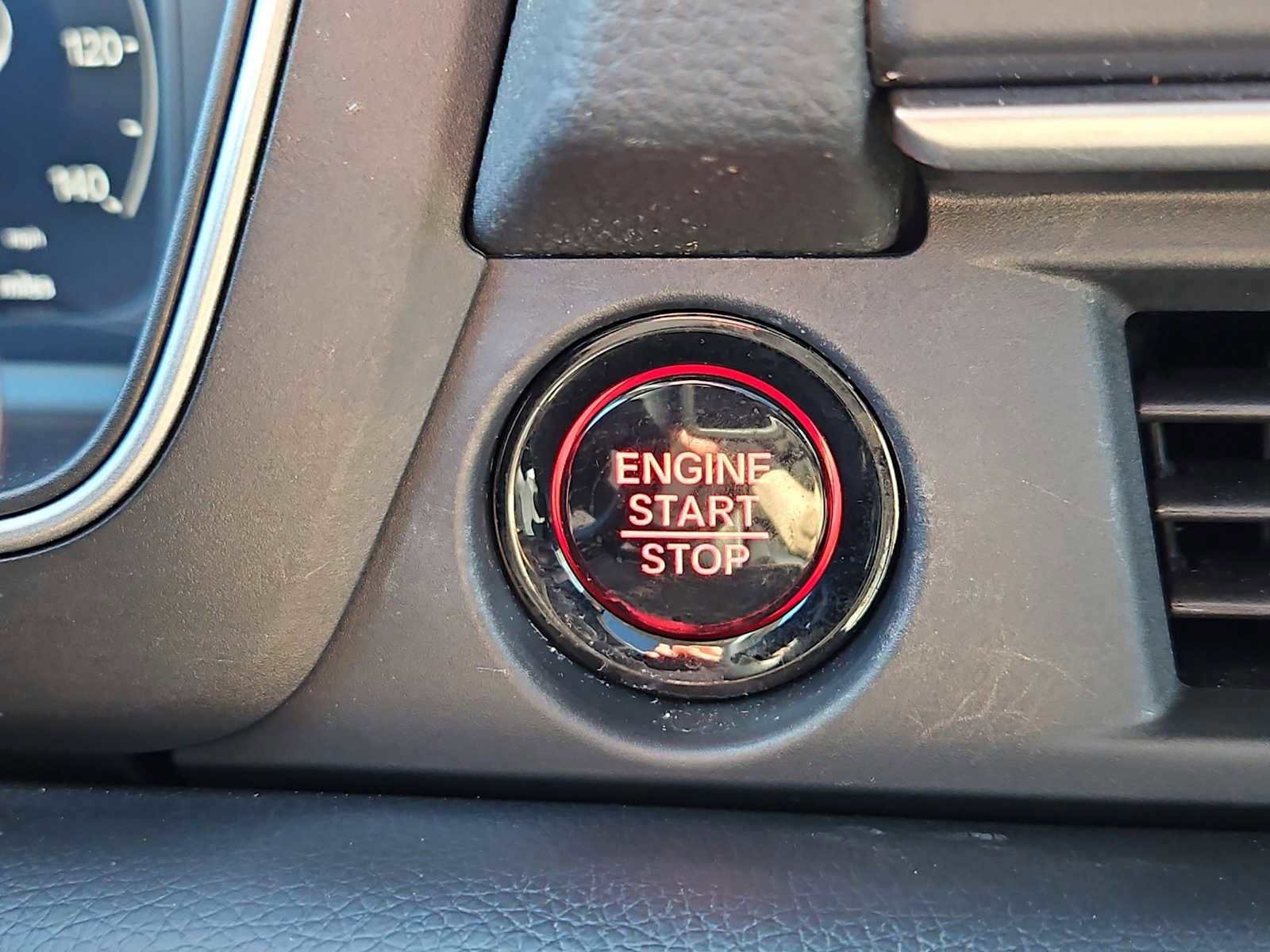 Certified 2023 Honda Pilot Elite image 25