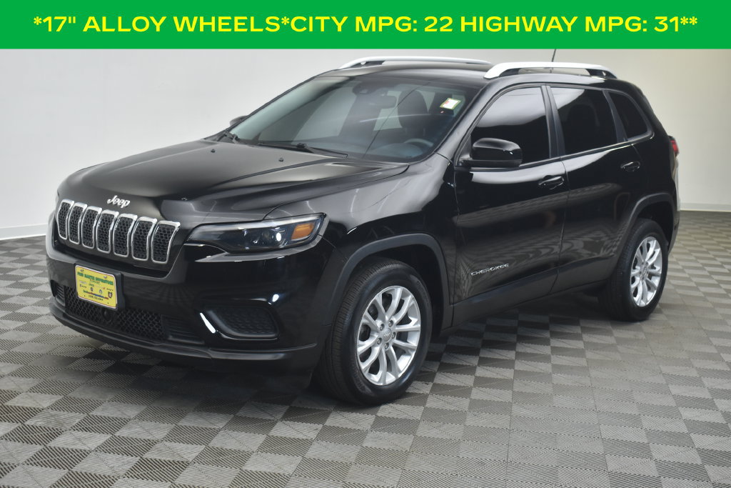 Used 2021 Jeep Cherokee Latitude FWD image 2
