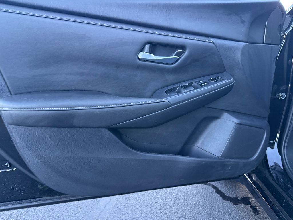 Used 2025 Nissan Sentra SV w/ All-Weather Package image 12