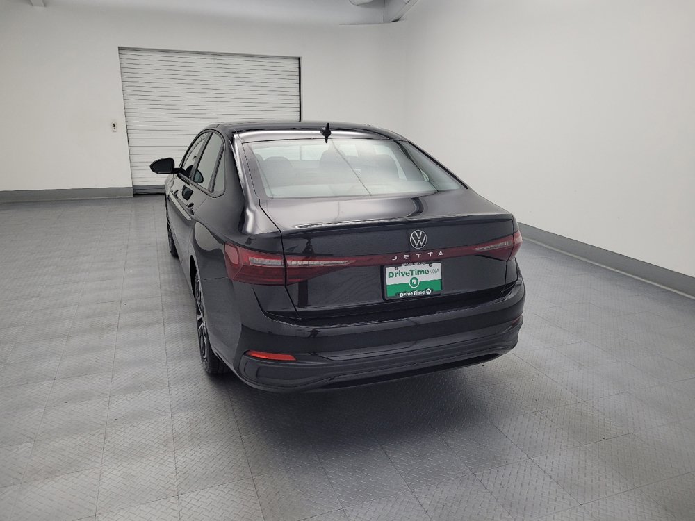 Used 2025 Volkswagen Jetta Sport FWD image 6