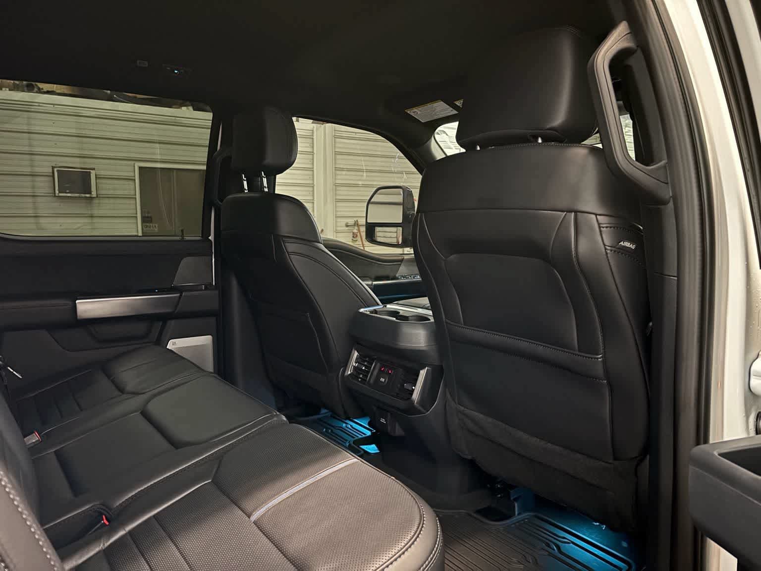 Used 2025 Ford F450 Platinum AWD/4WD image 28