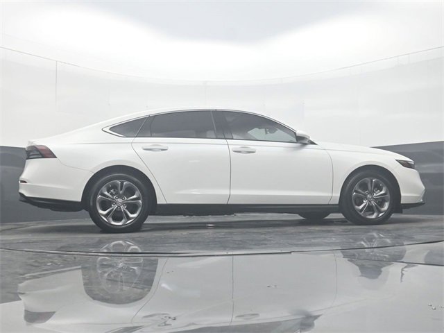 Used 2024 Honda Accord EX image 35