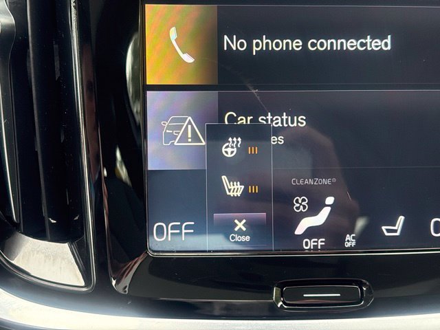 Used 2019 Volvo S60 T5 Momentum w/ Premium Package FWD image 3