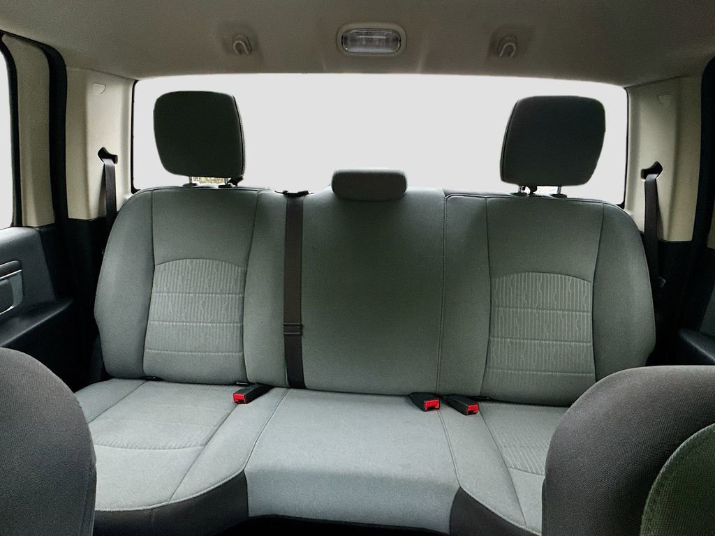 Used 2022 RAM 1500 Classic SLT RWD image 23