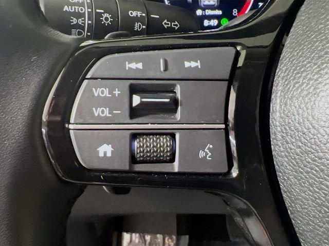 Certified 2025 Honda Pilot Touring image 17